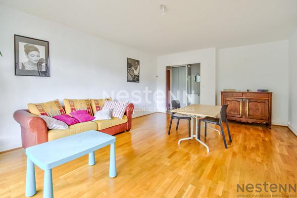 A VENDRE - APPARTEMENT BEAUVALLON 3 CHAMBRES BALCON + GARAGE