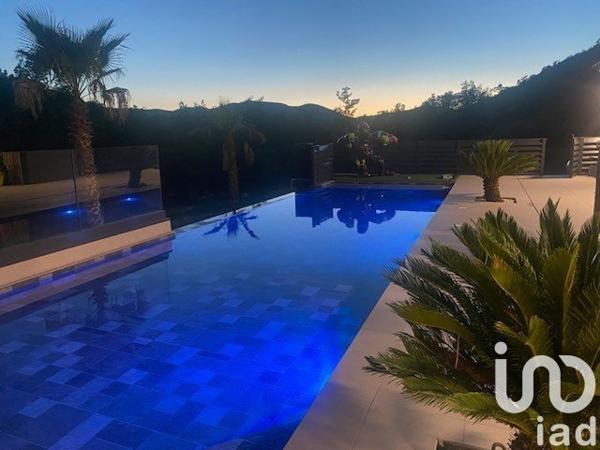 Maison 5 pièces de 158 m² à Les Tourrettes (26740)