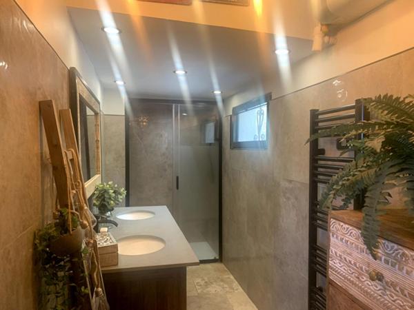 Ancien cabanon de pêcheur