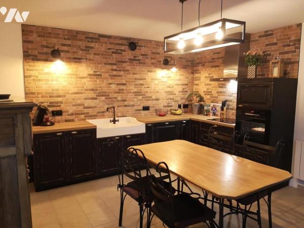 SAINT SAUVEUR  LE MESNILBUS  MAISON DE CARACTERE INDIVIDUELLE RENOVEE 5 CHAMBRES 