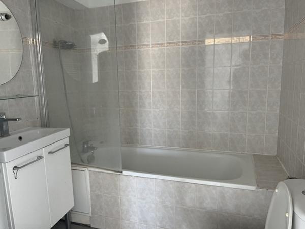 Appartement à vendre 94 140 € Talence 1 pièce 24 m² DPE D