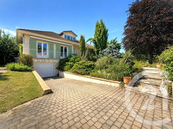 Maison à vendre  6 pièces - 134,81 m 2   AUBIERE  - 63