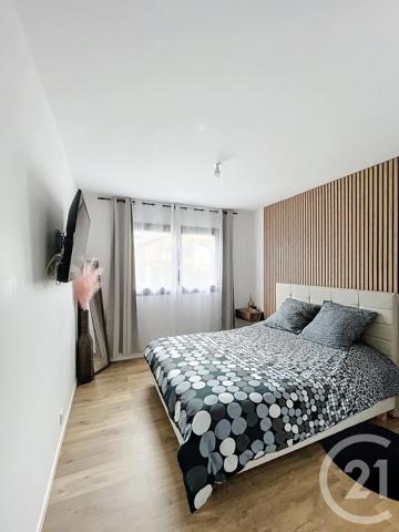 Maison à vendre  6 pièces - 134,81 m 2   AUBIERE  - 63
