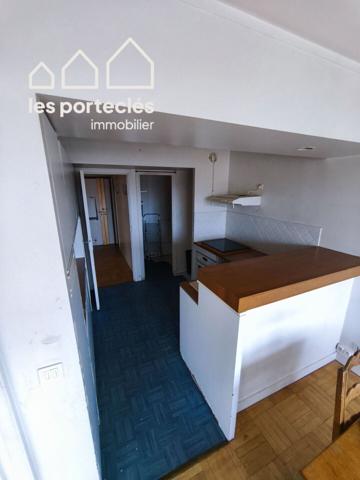 Dernier étage Appartement 4 pièces