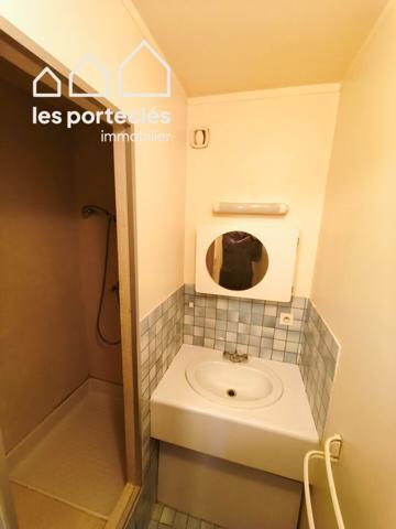 Dernier étage Appartement 4 pièces