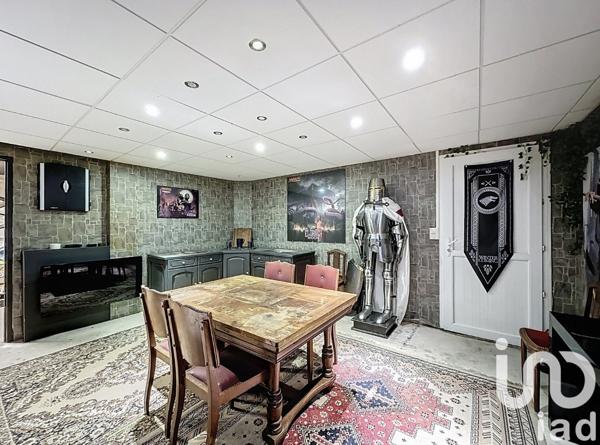 Maison à vendre 6 pièces 139 m² Saint-Chély-d'Apcher