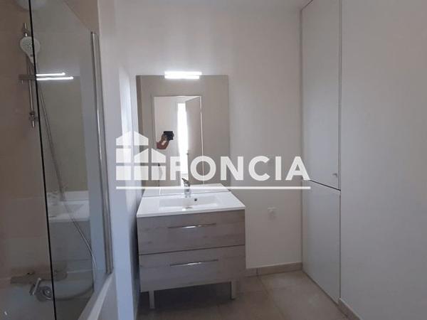 Location Appartement 3 pièces 58.2 m² - 11 BOULEVARD JOLIOT CURIE Bordeaux 33100