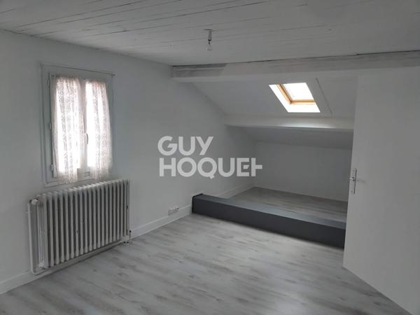 CHATEL GUYON - Duplex de 95 m², stationnements balcon et cave