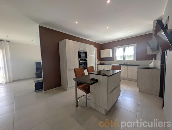 Vente Maison160 m² - 4 Pièces - LUC LA PRIMAUBE (12450)