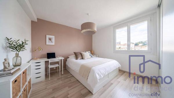 Appartement 4 pièces                                        - 42100 Saint-Étienne Réf : 2948-CIFVFOREZVELAY