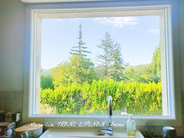 Maison 4 pièces - 196 m²