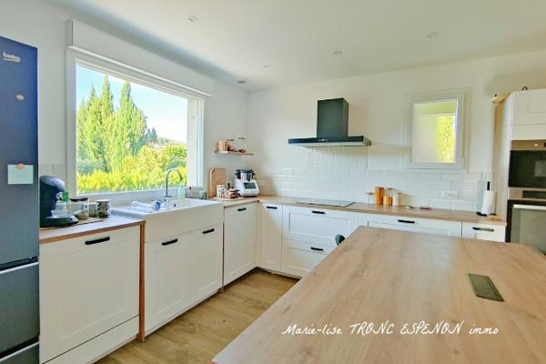 Maison 4 pièces - 196 m²