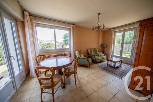 Maison à vendre  4 pièces - 78,57 m 2   ST MEDARD EN JALLES  - 33