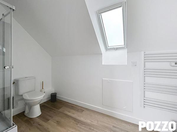 À VENDRE MAISON FAMILIALE RÉCENTE AVEC 5 CHAMBRES ET JARDIN A MOYON Villages LE MESNIL OPAC