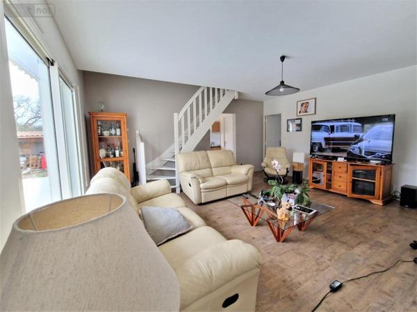 Maison à vendre à Pornic en Loire-Atlantique (44210), ref : 44086-1304   
LE CHENE PENDU