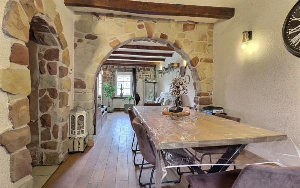 Maison à vendre    4 pièces •  Porcelette