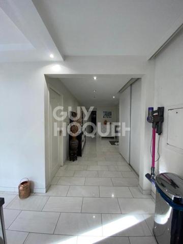 Appartement de 97m2 au coeur du Vieux-Pays Bien RARE!