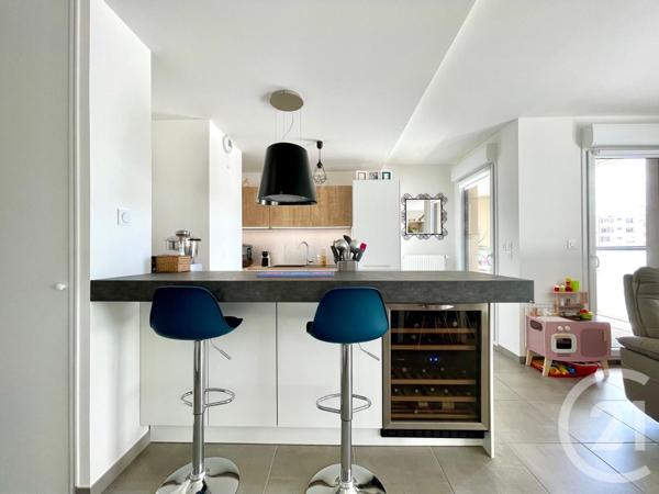 Appartement F4 à vendre  4 pièces - 77 m2 VILLEURBANNE - 69