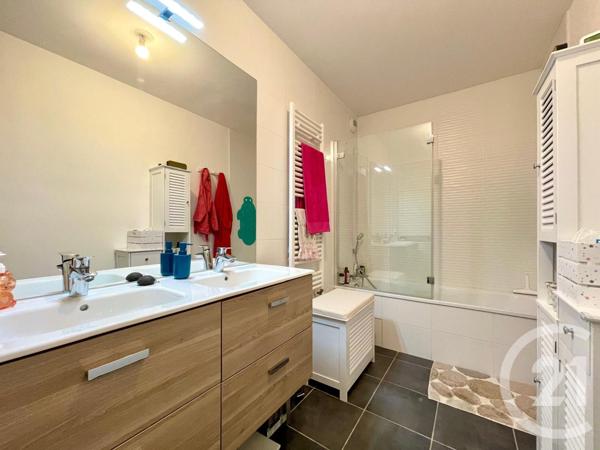 Appartement F4 à vendre  4 pièces - 77 m2 VILLEURBANNE - 69