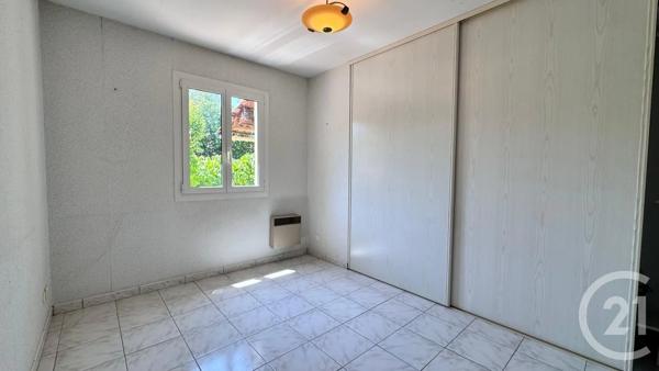 Maison à vendre  5 pièces - 90 m 2   LA GARDE  - 83