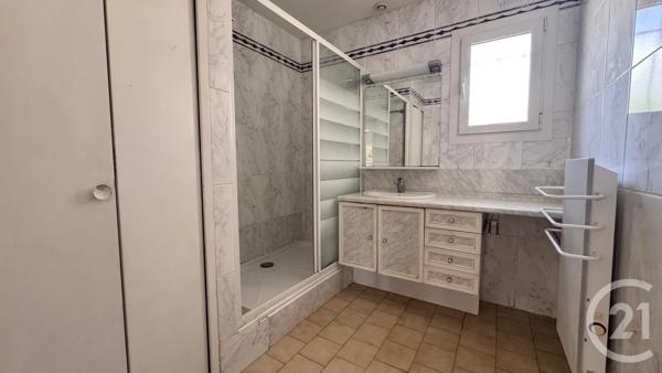 Maison à vendre  5 pièces - 90 m 2   LA GARDE  - 83