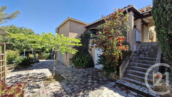 Maison à vendre  7 pièces - 180 m 2   SIX FOURS LES PLAGES  - 83