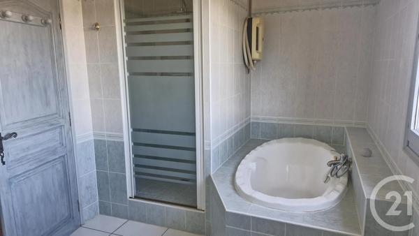 Maison à vendre  7 pièces - 180 m 2   SIX FOURS LES PLAGES  - 83