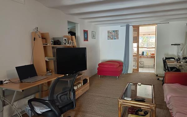 Maison à vendre    5 pièces •  Nîmes