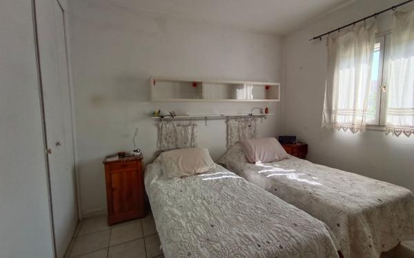 Maison à vendre    5 pièces •  Nîmes