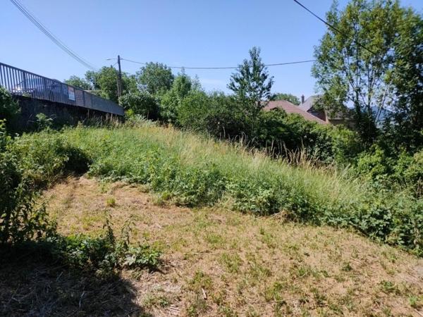 terrain constructible sur les hauteurs de SALINS LES BAINS ( JURA)