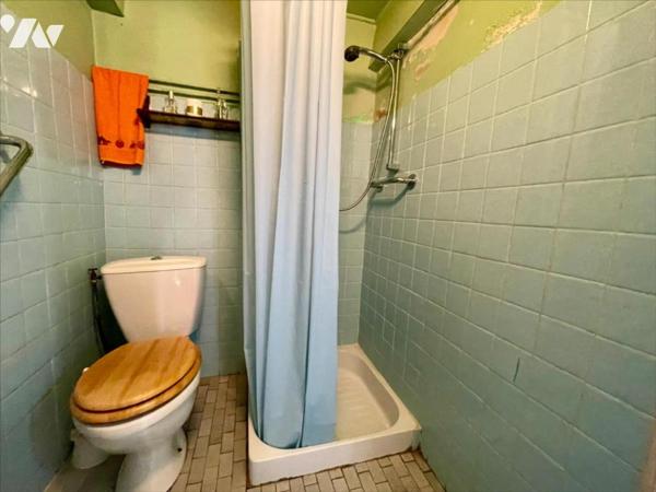 Maison 66 m² avec terrain clos – Gros potentiel – Tournon-sur-Rhône