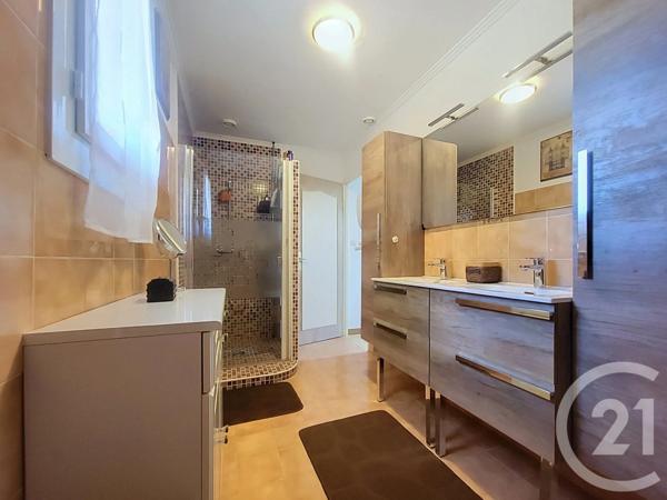 Maison à vendre  5 pièces - 124 m 2   DRAGUIGNAN  - 83