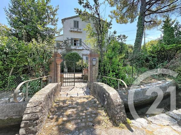Maison à vendre  14 pièces - 326,46 m 2   GRASSE  - 06