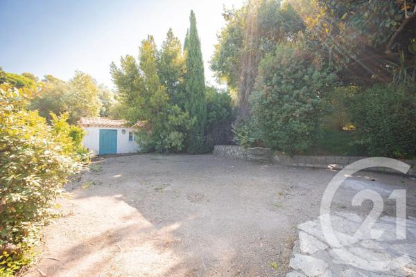 Maison à vendre  14 pièces - 326,46 m 2   GRASSE  - 06