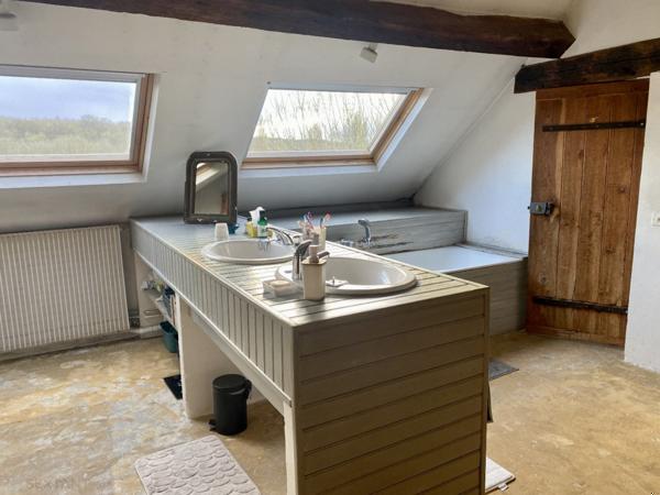 Maison de charme - jardin et dépendances