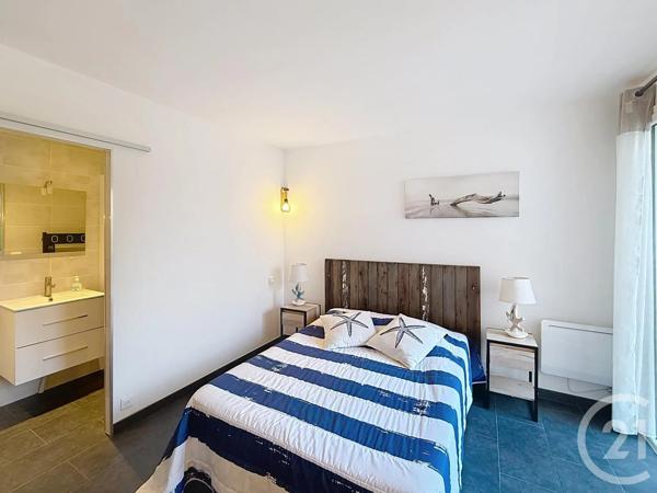 Maison à vendre  6 pièces - 176 m 2   CAVALAIRE SUR MER  - 83