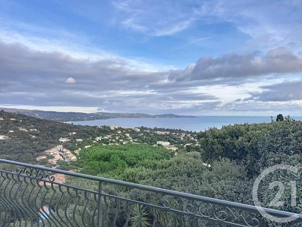 Maison à vendre  6 pièces - 176 m 2   CAVALAIRE SUR MER  - 83