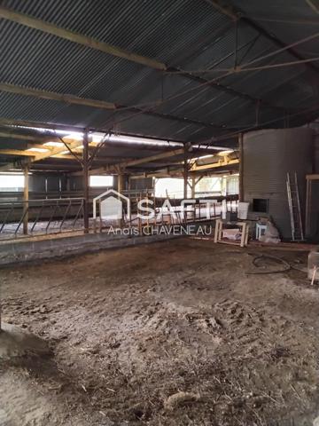 CORPS DE FERME