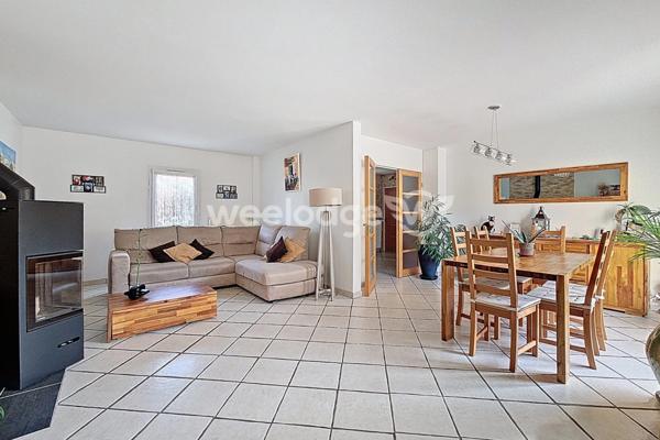 Maison à vendre 6 pièces de 116,03 m² à Éragny