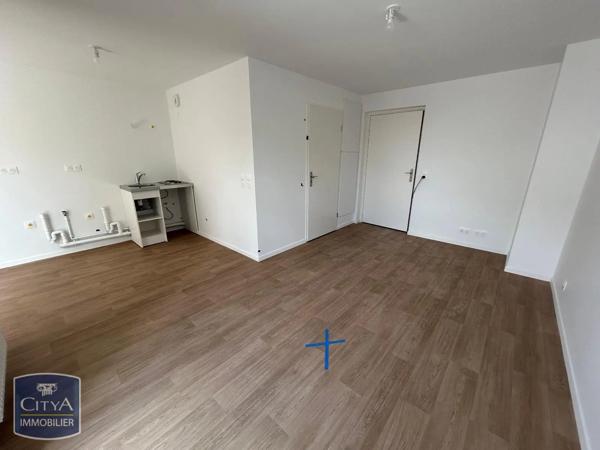 Appartement à louer 1 pièce 28.44m² Dourdan (91410)