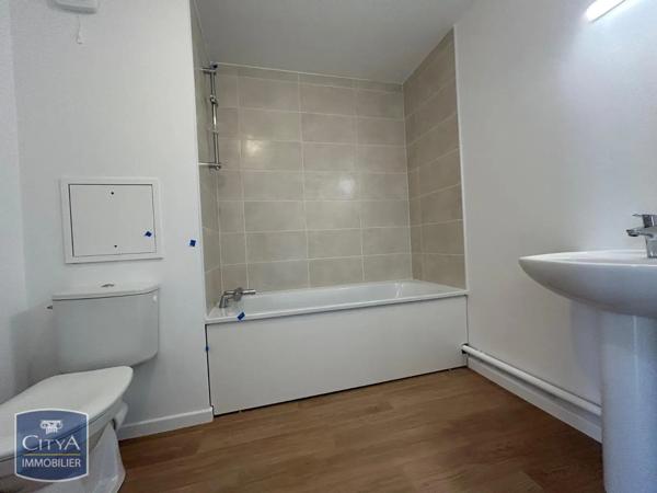 Appartement à louer 1 pièce 28.44m² Dourdan (91410)