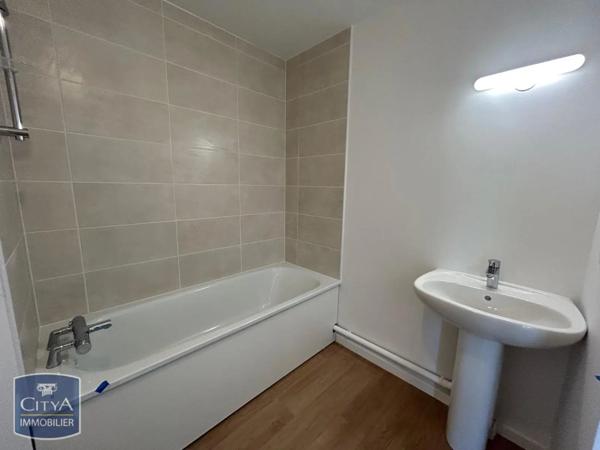 Appartement à louer 1 pièce 28.44m² Dourdan (91410)