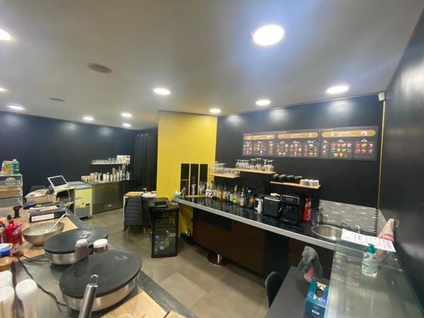 Superbe fond de commerce  Crêperie en hyper centre de LOOS EN GOHELLE