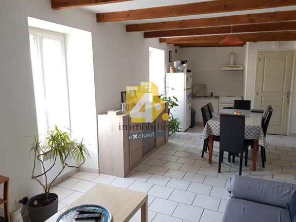 Immeuble - 5 pièces - 140 m²