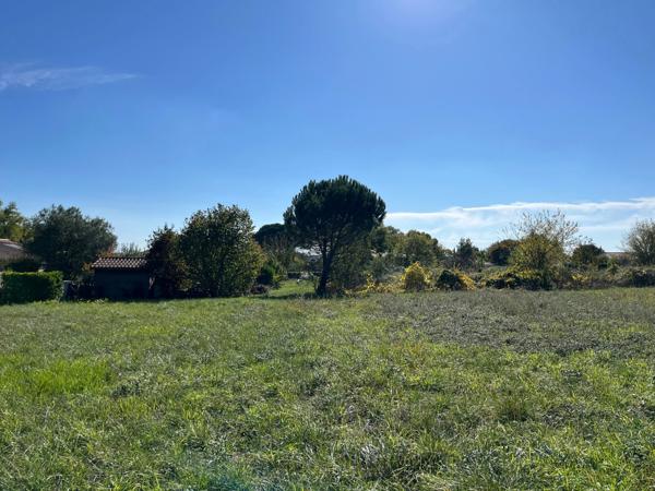 Terrain 1031 m² sur les hauteur de VELINES (24)