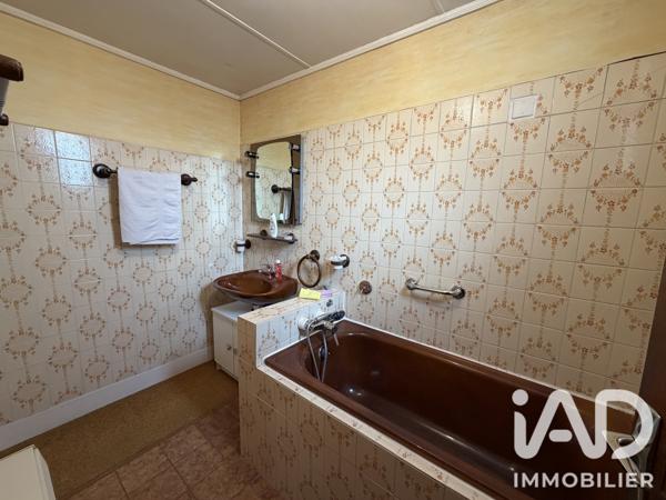 Maison à vendre 4 pièces 107,94 m² Saint-Martin-de-Crau