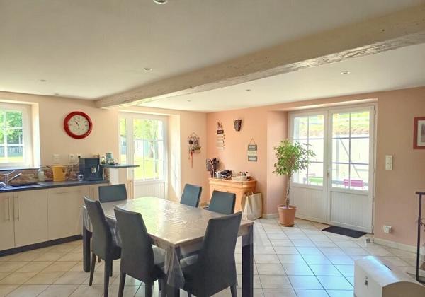 Maison à saisir sur offre - 85110