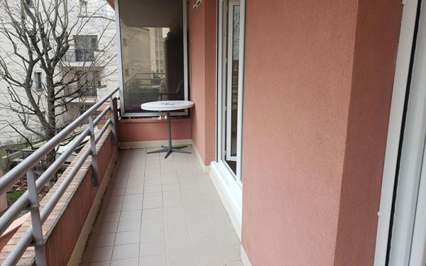 Appartement à louer    3 pièces • 68,24 m2 Le Kremlin-Bicêtre