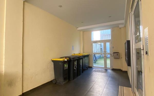 Appartement à vendre    1 pièce • 17,01 m2 Aubervilliers