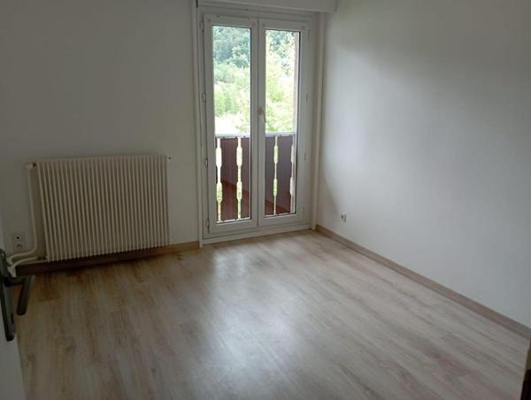 PASSY PLAINE , APPARTEMENT T3 , 75 M2 ,2 chambres 230000 euros